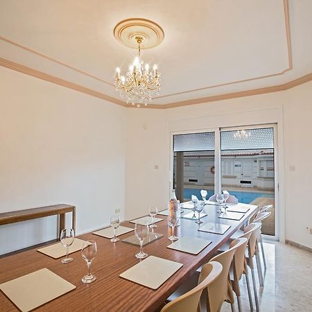 Papas Family Villa Paralimni Bagian luar foto