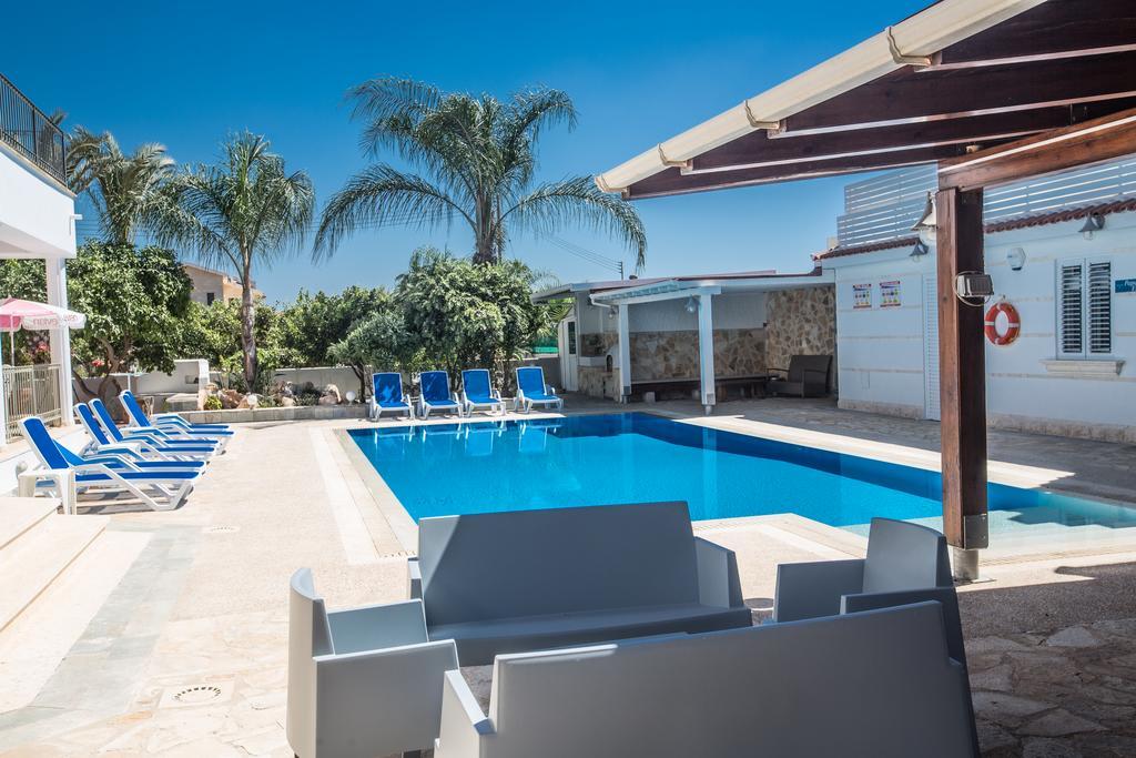Papas Family Villa Paralimni Bagian luar foto